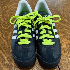 Adidas Mens Samoa G59685 Black and Neon Green Sneakers Size 6